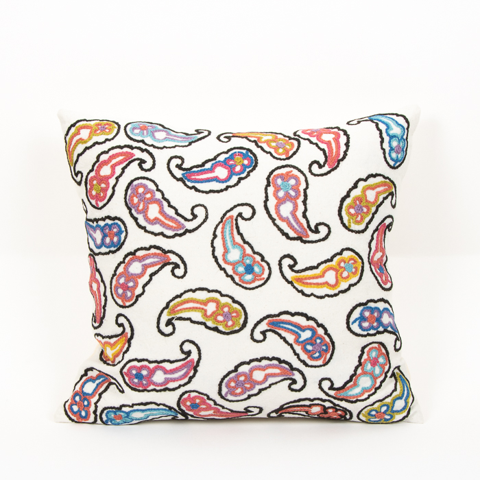 Paisley cushion cover | Gallery 1 | TradeAid