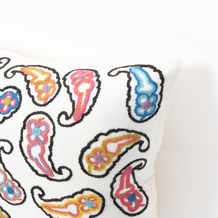 Paisley cushion cover | Gallery 2 | TradeAid
