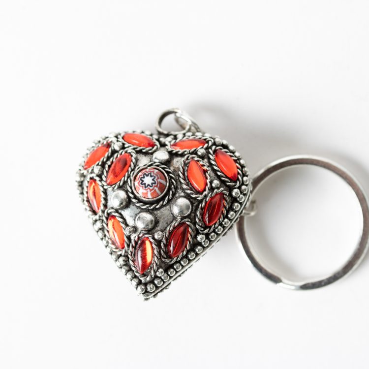 Keyring with coloured glass stones | Gallery 2 | TradeAid
