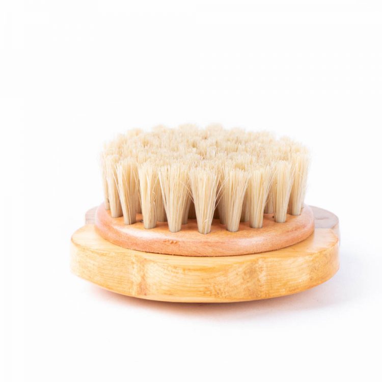 Wooden flower hair brush | TradeAid