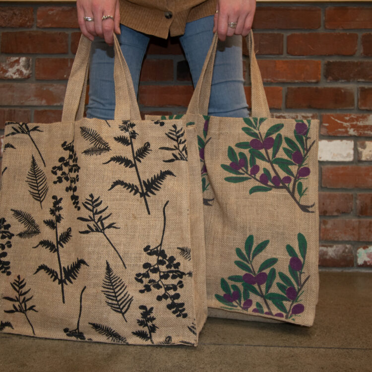 Fern print lined jute bag | TradeAid