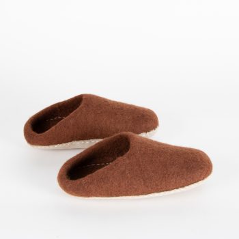 Chocolate felt slipper (46) | TradeAid