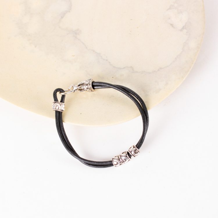 Elephant leather bracelet | TradeAid
