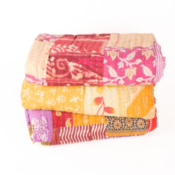 Super king sari patchwork quilt | TradeAid