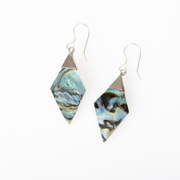 Diamond shell earrings | Gallery 1