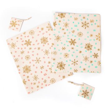 Snowflake wrap with gift tag (set of 2) | TradeAid