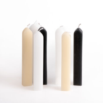 Flat pillar candle