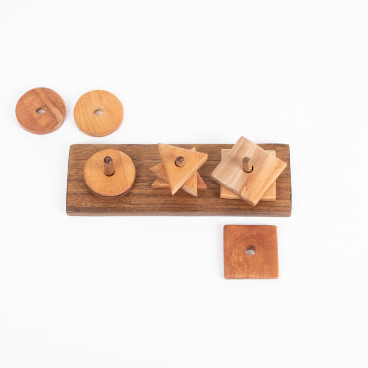 Wooden shape stacker | Gallery 1