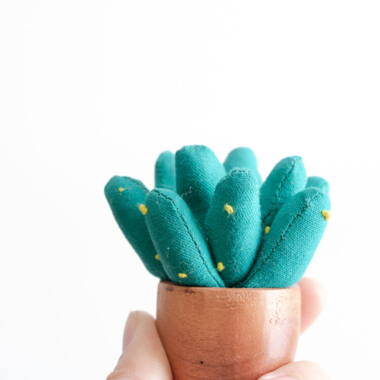 Prickly cactus planter | Gallery 1 | TradeAid