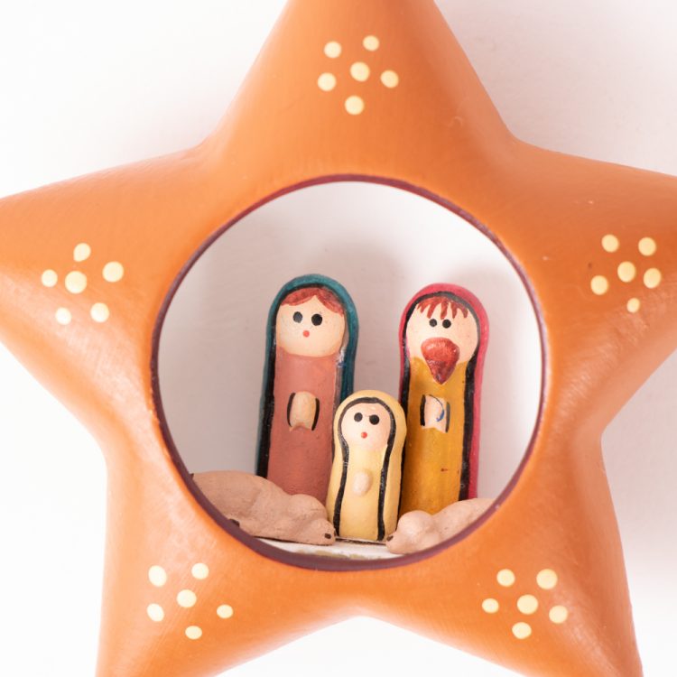 Star with nativity scene | Gallery 1