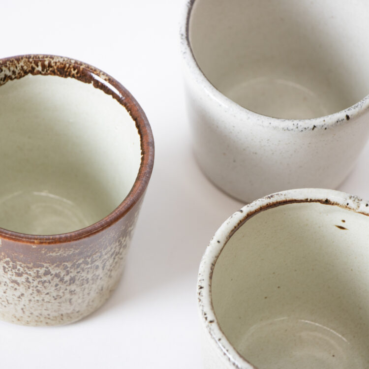Stoneware teacup | Gallery 1