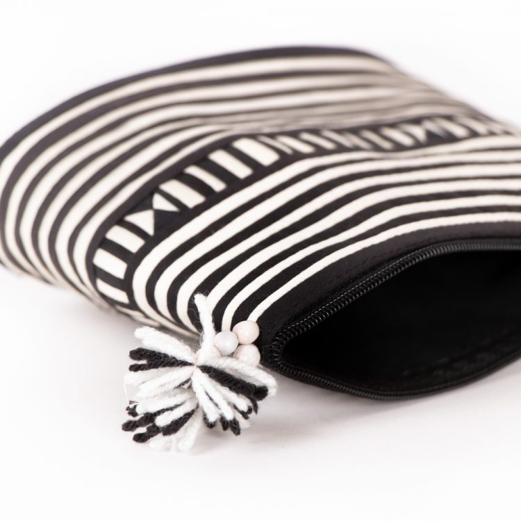 Black and white cosmetic purse | Gallery 1 | TradeAid