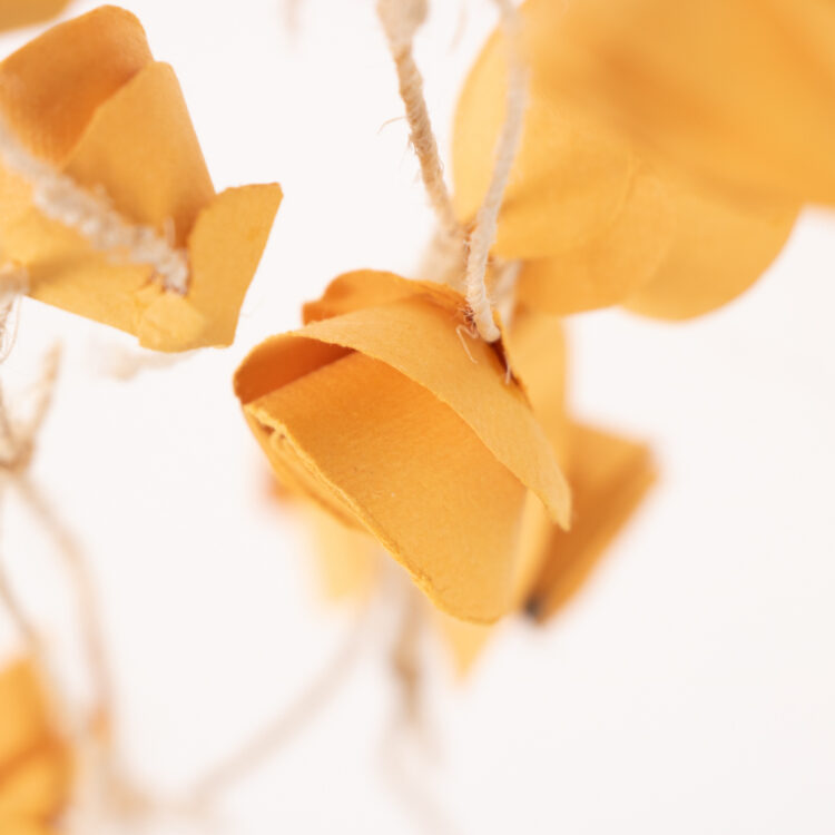 Gold rose garland | Gallery 2 | TradeAid