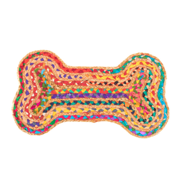 Bone recycled rag pet rug | TradeAid