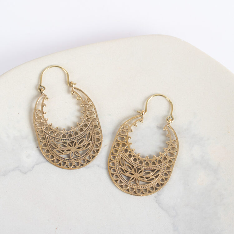 Oval lotus earrings