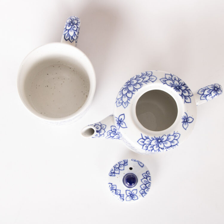 Chrysanthemum teapot and mug | Gallery 2 | TradeAid
