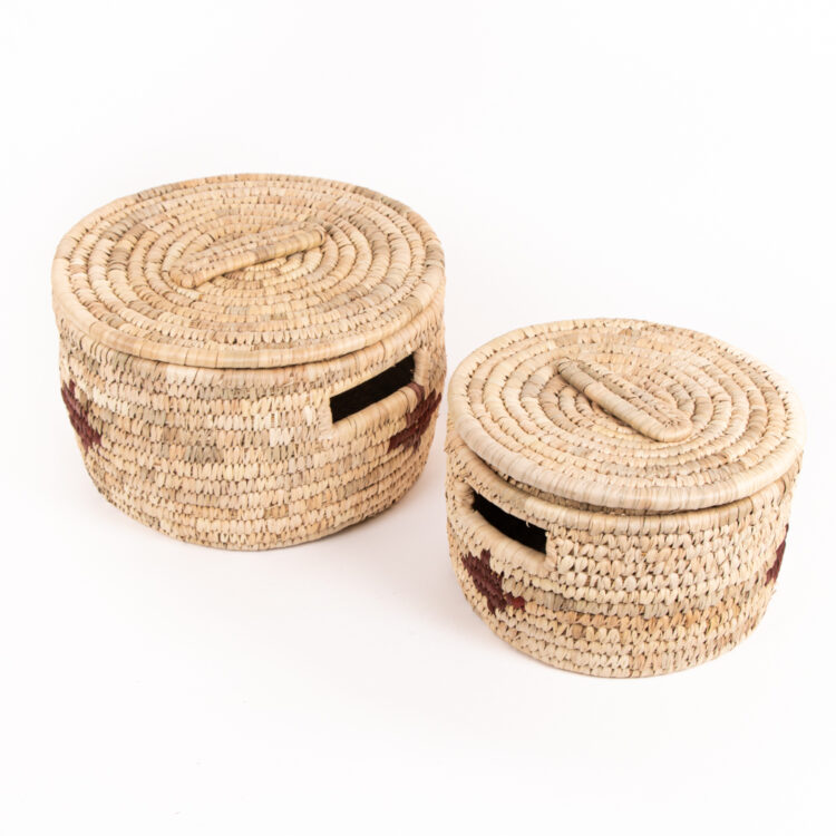Set of 2 – round lidded baskets | Gallery 2