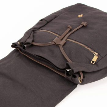 Black canvas backpack | Gallery 2