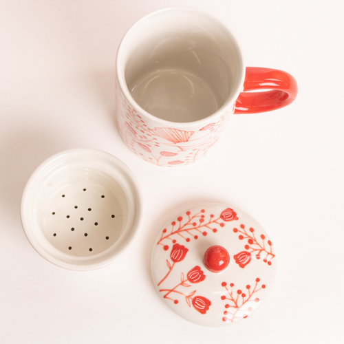 Pīwakawaka mug with strainer | Gallery 2
