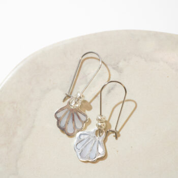 Shell drop earrings