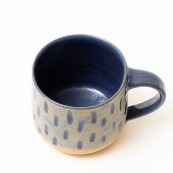 Blue etched stoneware mug | Gallery 1
