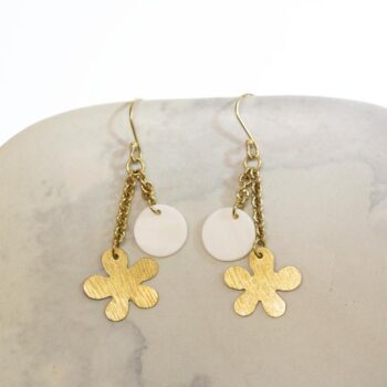 Moon and daisy earrings | Gallery 1