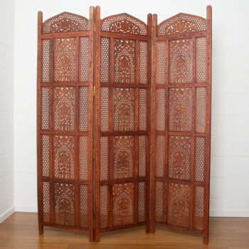 Carved arch wall divider