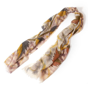 Autumn leaf wool scarf | Gallery 2