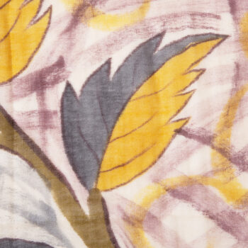 Autumn leaf wool scarf | Gallery 1