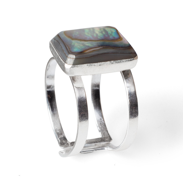 Square shell ring | Gallery 2